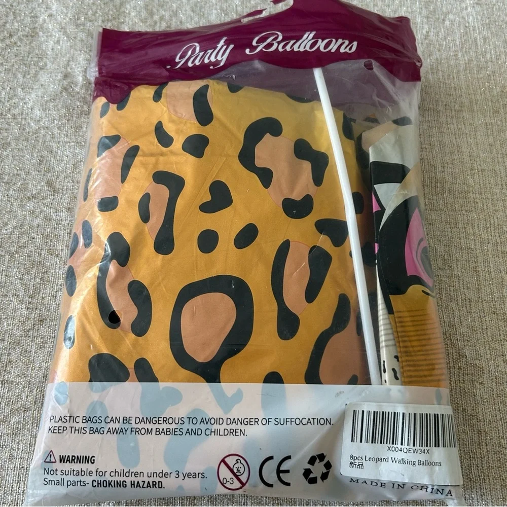 Walking Leopard Balloons Foil New in Packaging 8 Pieces 2 Colors Fun Party Decor - Picture 7 of 7